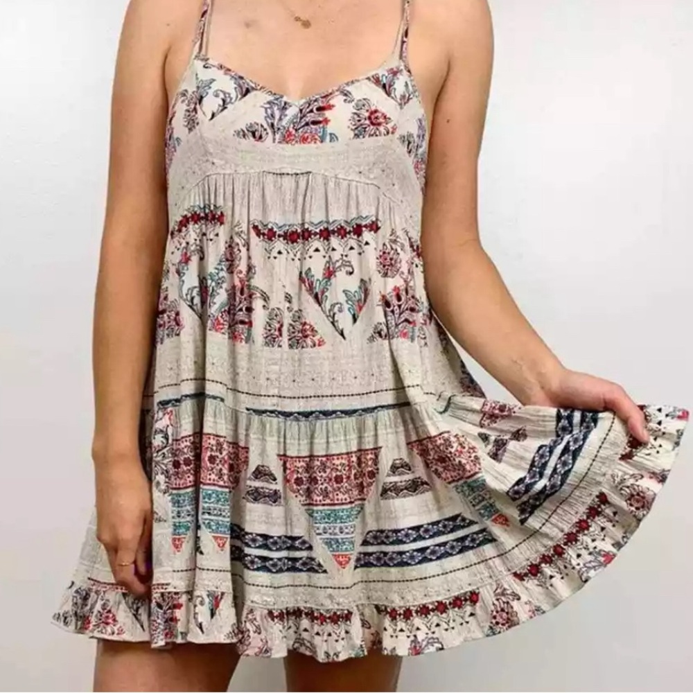 American Eagle Cream Aztec Paisley Print Ruffle Hem Mini Dress